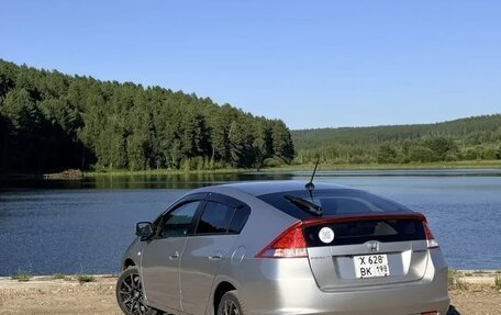 Honda Insight II рестайлинг, 2009 год, 750 000 рублей, 3 фотография