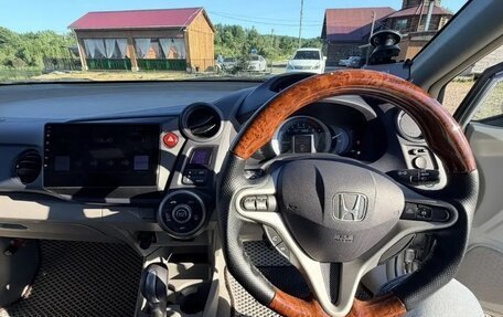 Honda Insight II рестайлинг, 2009 год, 750 000 рублей, 11 фотография