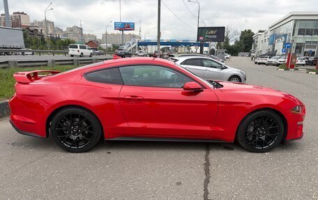 Ford Mustang VI рестайлинг, 2022 год, 3 880 000 рублей, 6 фотография