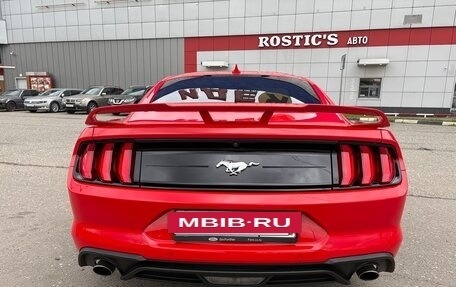 Ford Mustang VI рестайлинг, 2022 год, 3 880 000 рублей, 4 фотография