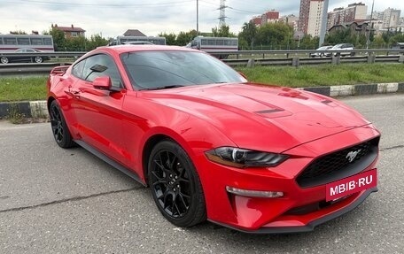 Ford Mustang VI рестайлинг, 2022 год, 3 880 000 рублей, 7 фотография
