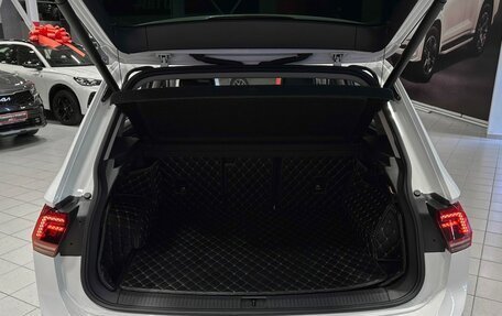 Volkswagen Tiguan II, 2017 год, 2 597 000 рублей, 13 фотография