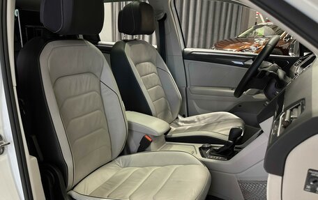 Volkswagen Tiguan II, 2017 год, 2 597 000 рублей, 15 фотография