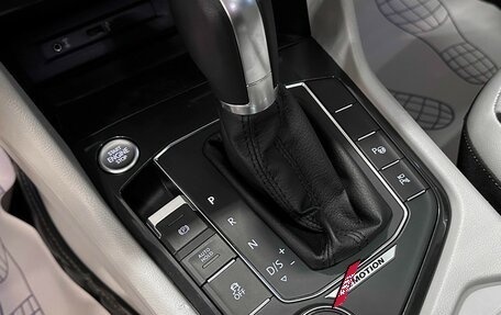 Volkswagen Tiguan II, 2017 год, 2 597 000 рублей, 26 фотография