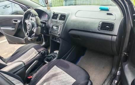 Volkswagen Polo VI (EU Market), 2014 год, 399 000 рублей, 5 фотография