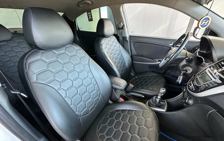 Hyundai Solaris II рестайлинг, 2013 год, 830 000 рублей, 12 фотография