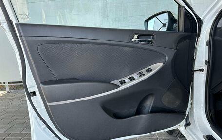Hyundai Solaris II рестайлинг, 2013 год, 830 000 рублей, 18 фотография