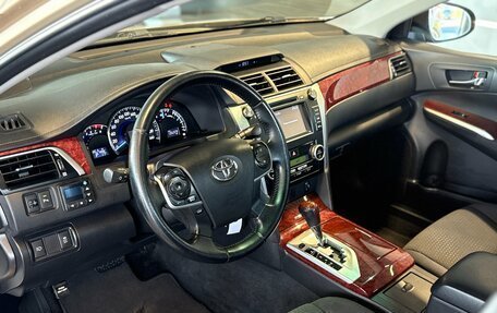 Toyota Camry, 2013 год, 1 795 000 рублей, 10 фотография