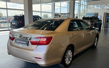 Toyota Camry, 2013 год, 1 795 000 рублей, 6 фотография
