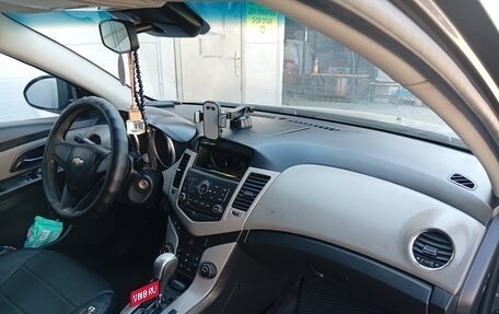 Chevrolet Cruze II, 2012 год, 680 000 рублей, 10 фотография
