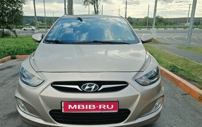 Hyundai Solaris II рестайлинг, 2012 год, 900 000 рублей, 1 фотография