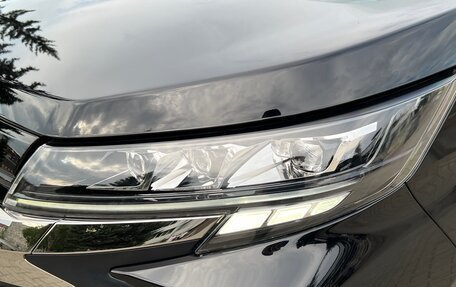 Toyota Noah, 2022 год, 3 750 000 рублей, 17 фотография