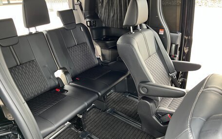 Toyota Noah, 2022 год, 3 750 000 рублей, 34 фотография