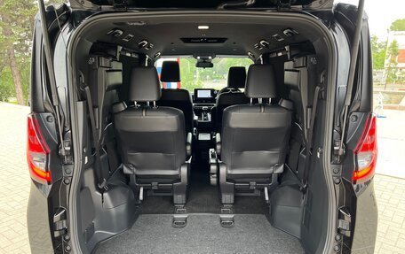 Toyota Noah, 2022 год, 3 750 000 рублей, 40 фотография
