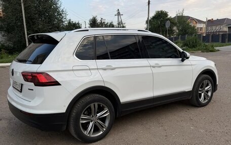 Volkswagen Tiguan II, 2018 год, 2 670 000 рублей, 7 фотография