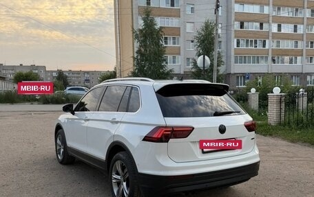 Volkswagen Tiguan II, 2018 год, 2 670 000 рублей, 10 фотография