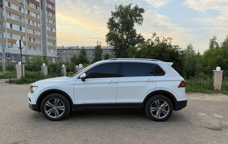Volkswagen Tiguan II, 2018 год, 2 670 000 рублей, 11 фотография