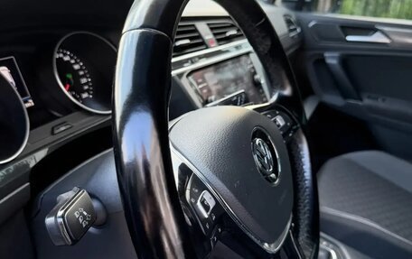 Volkswagen Tiguan II, 2018 год, 2 670 000 рублей, 13 фотография