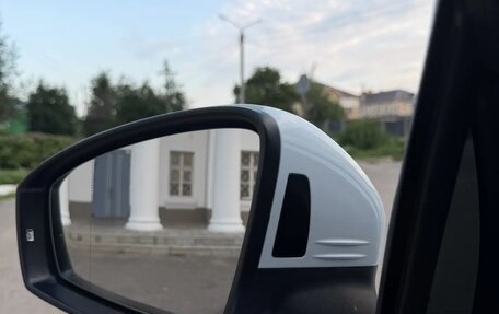 Volkswagen Tiguan II, 2018 год, 2 670 000 рублей, 28 фотография