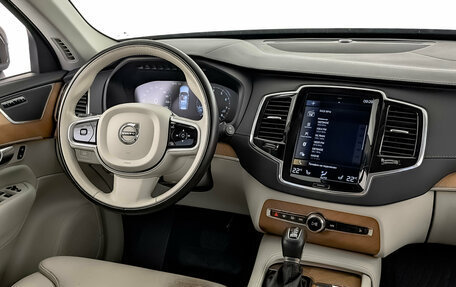 Volvo XC90 II рестайлинг, 2020 год, 3 995 000 рублей, 29 фотография