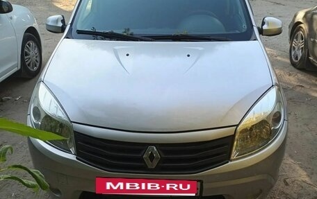 Renault Sandero I, 2013 год, 640 000 рублей, 3 фотография