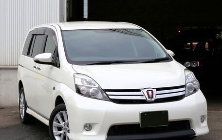 Toyota ISis I, 2016 год, 962 000 рублей, 2 фотография