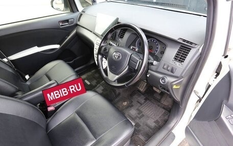 Toyota ISis I, 2016 год, 962 000 рублей, 14 фотография
