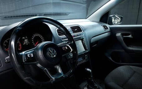 Volkswagen Polo VI (EU Market), 2018 год, 515 000 рублей, 7 фотография