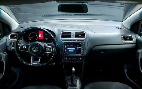 Volkswagen Polo VI (EU Market), 2018 год, 515 000 рублей, 8 фотография