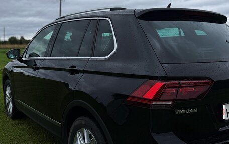Volkswagen Tiguan II, 2019 год, 3 070 000 рублей, 7 фотография