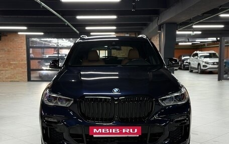 BMW X5, 2019 год, 5 600 000 рублей, 2 фотография