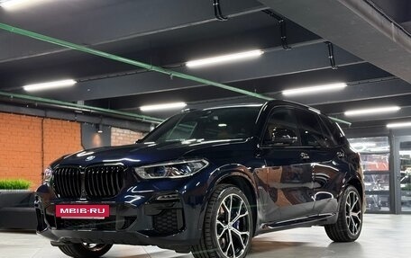 BMW X5, 2019 год, 5 600 000 рублей, 16 фотография