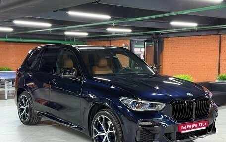 BMW X5, 2019 год, 5 600 000 рублей, 31 фотография