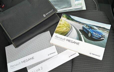 Renault Megane IV, 2018 год, 1 300 000 рублей, 16 фотография