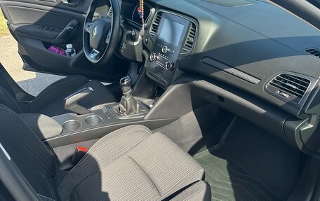 Renault Megane IV, 2018 год, 1 300 000 рублей, 11 фотография