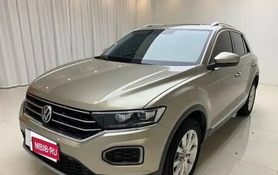 Volkswagen T-Roc I, 2023 год, 1 710 000 рублей, 1 фотография