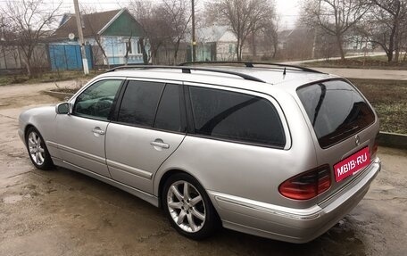 Mercedes-Benz E-Класс, 2001 год, 420 000 рублей, 5 фотография