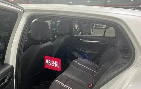 Volkswagen Golf VIII, 2022 год, 1 830 000 рублей, 8 фотография