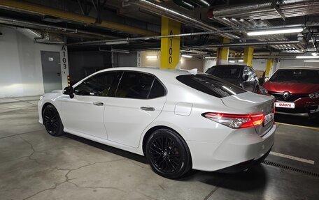 Toyota Camry, 2018 год, 3 200 000 рублей, 3 фотография