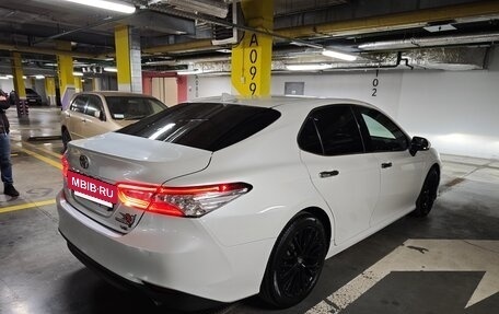 Toyota Camry, 2018 год, 3 200 000 рублей, 4 фотография
