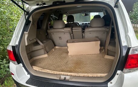 Toyota Highlander III, 2012 год, 1 785 000 рублей, 7 фотография