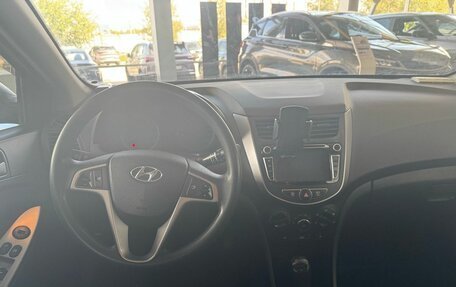Hyundai Solaris II рестайлинг, 2015 год, 899 000 рублей, 8 фотография