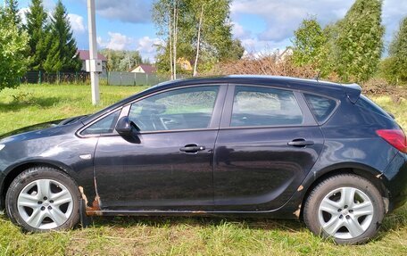 Opel Astra J, 2010 год, 360 000 рублей, 3 фотография