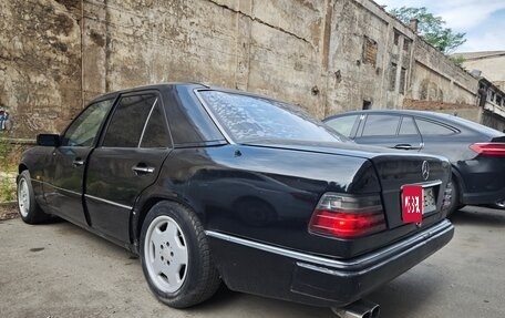 Mercedes-Benz W124, 1992 год, 150 000 рублей, 6 фотография