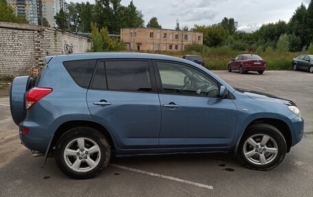 Toyota RAV4, 2007 год, 1 000 000 рублей, 2 фотография
