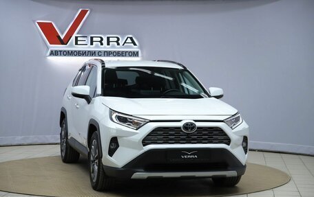 Toyota RAV4, 2020 год, 3 630 000 рублей, 3 фотография