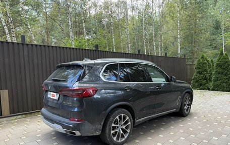 BMW X5, 2019 год, 4 800 000 рублей, 3 фотография