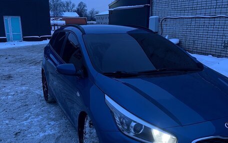 KIA cee'd III, 2013 год, 890 000 рублей, 2 фотография