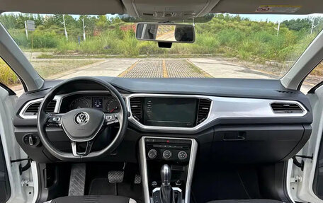 Volkswagen T-Roc I, 2022 год, 1 635 000 рублей, 4 фотография