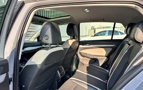 Volkswagen Golf VIII, 2022 год, 1 680 000 рублей, 7 фотография